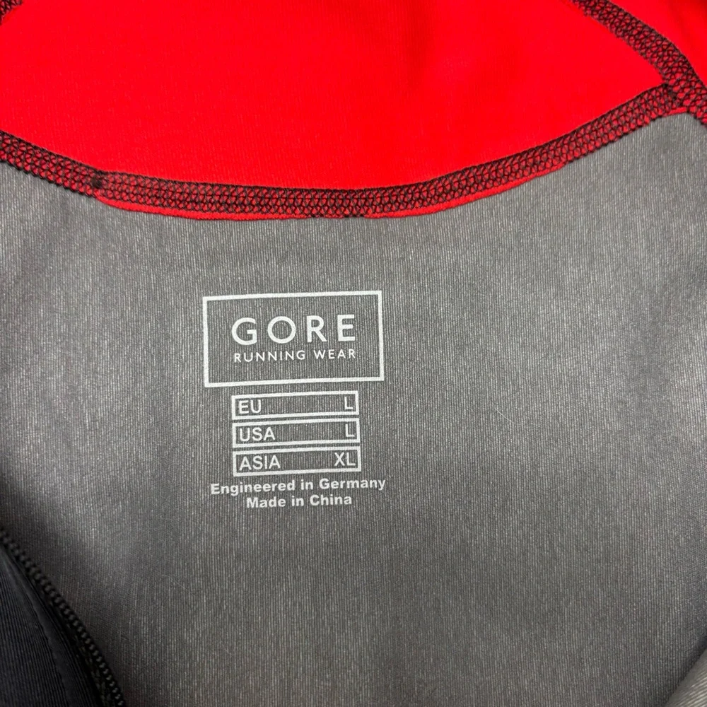 Gore‎ Running Wear Women's Black and Red Performance Jacket Size XL